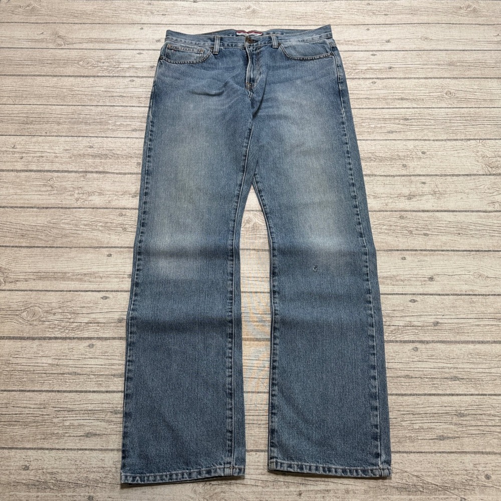 Tommy Hilfiger Jeans Men's 34x34 Blue Medium Wash Denim Straight Leg Relaxed Fit